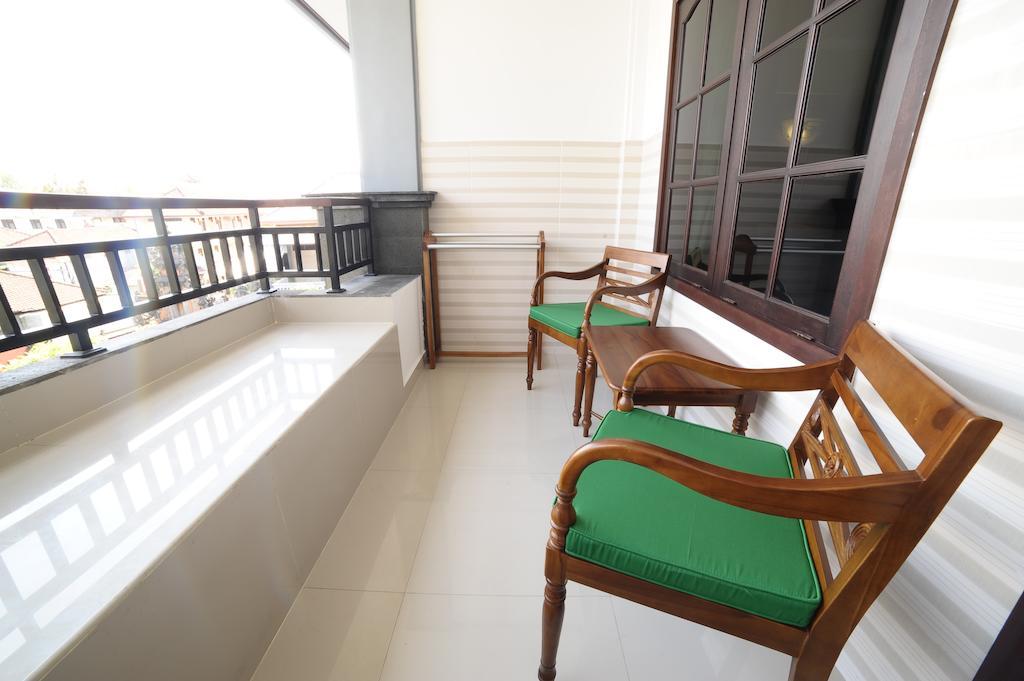 Sandat Hotel Kuta Kuta Lombok Camera foto